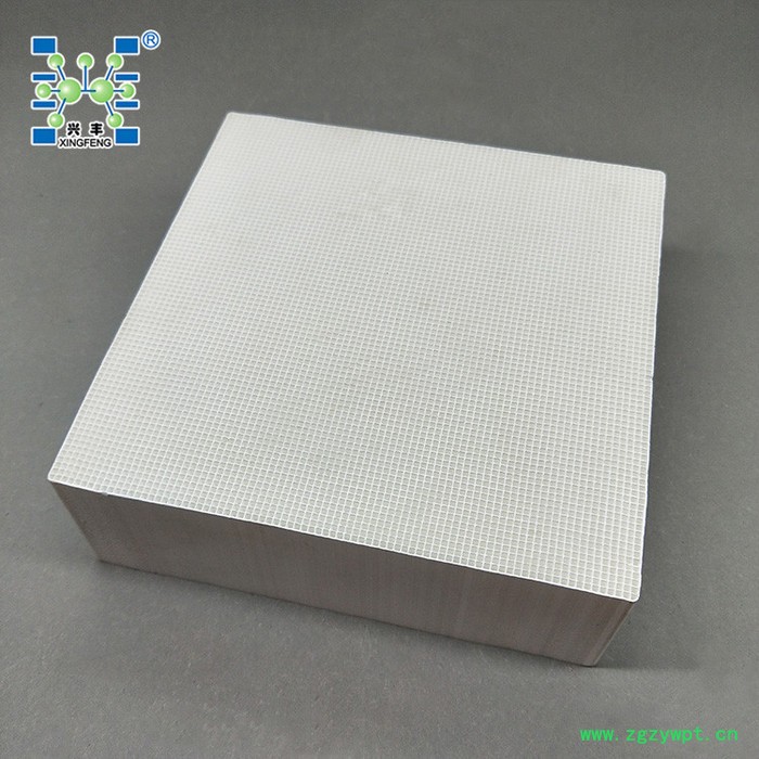 兴丰化工 耐高温蜂窝陶瓷，蜂窝陶瓷催化剂载体，致密堇青石蜂窝陶瓷图4