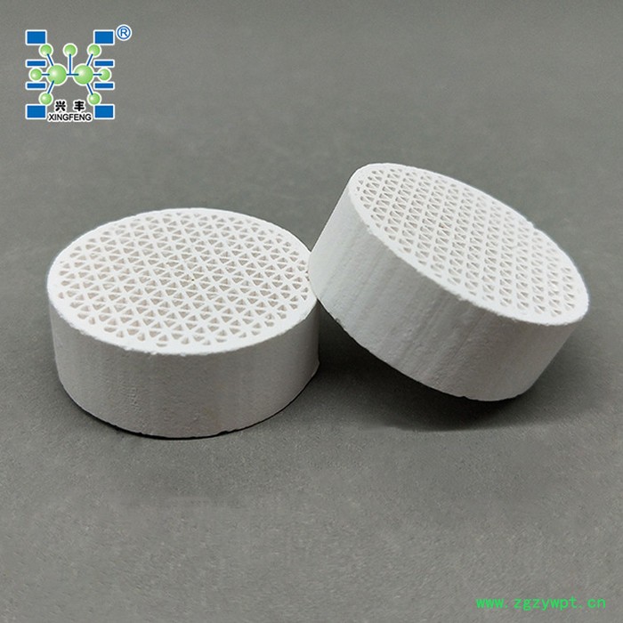兴丰化工 耐高温蜂窝陶瓷，蜂窝陶瓷催化剂载体，致密堇青石蜂窝陶瓷图5