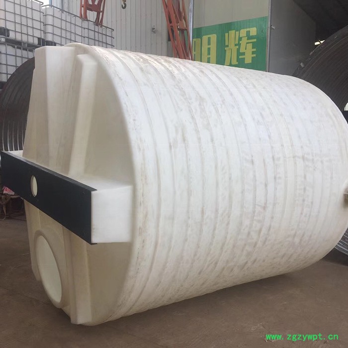 平底4吨药剂加药装置图5