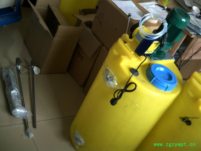 河北，山东，河南 500L 1000LPE全自动加药装置