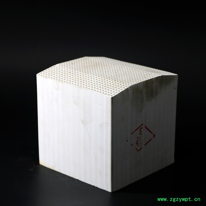 陶瓷蓄热体 高温窑炉用 蜂窝蓄热体 节能降耗 蓄热效果好 可用催化剂载体 使用周期长 刚玉陶瓷耐磨球 欢迎来电咨询 科瑞图2