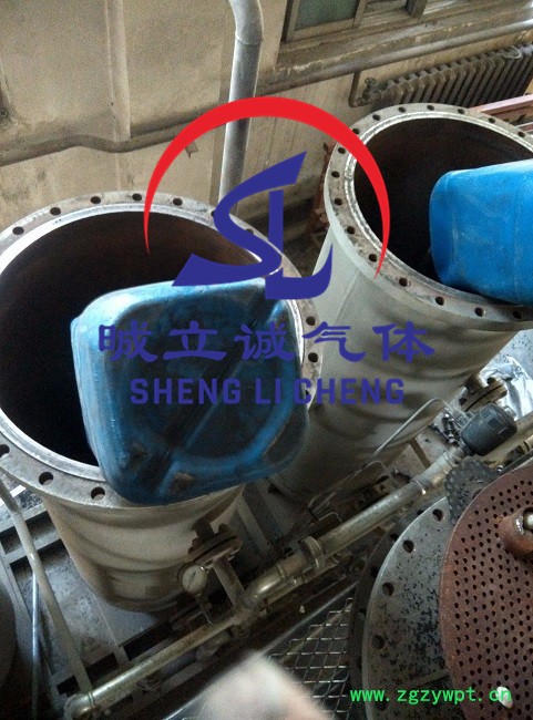 制氮机维修保养厂家，氮气设备维护保养，氮气机碳分子筛喷灰图3