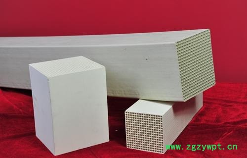 方信蜂窝型低温脱硝催化剂图2