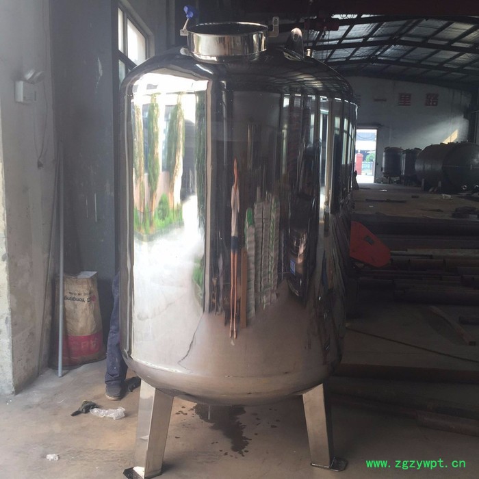 加工定做5立方不锈钢酒店宾馆家用无菌水箱水塔消防储水储液设备发酵罐图2