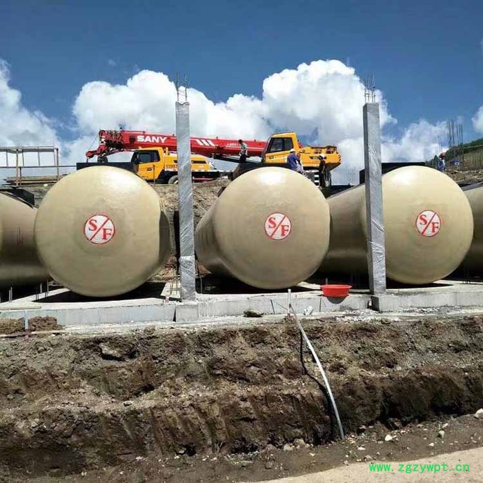 玻璃钢酱油储罐 双氧水储罐 玻璃钢储液罐 玻璃钢发酵罐 玻璃钢耐腐蚀储罐 立式化工储罐图2