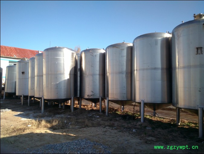 出售二手浓配发酵罐设备图2