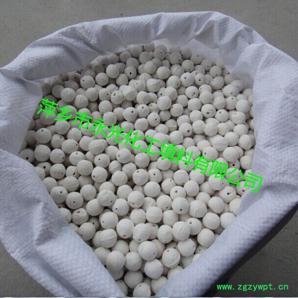 反应器内用惰性氧化铝瓷球