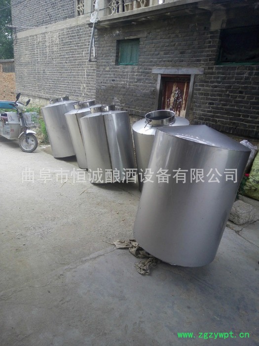 恒诚100X 厂家定做304不锈钢1吨3吨5吨储存发酵罐 白酒果酒不锈钢酿酒桶图5