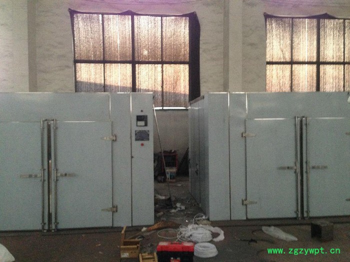 供应 **热风循环烘箱，小型热循环烘干箱，电加热烤箱