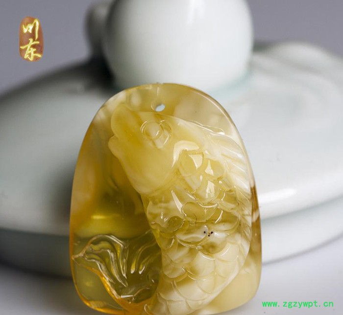 川东珠宝 **白蜜蜡吊坠 琥珀蜜蜡5克以下小挂件 蜜蜡背云图3