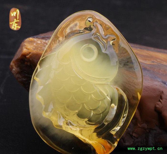 一手货源天然波罗的海琥珀蜜蜡 5-10克雕刻吊坠大量图3