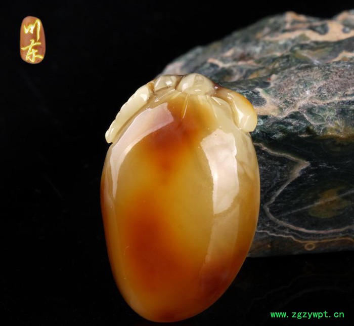 一手货源蜜蜡雕刻 琥珀蜜蜡5一10雕刻挂件工厂直销图2