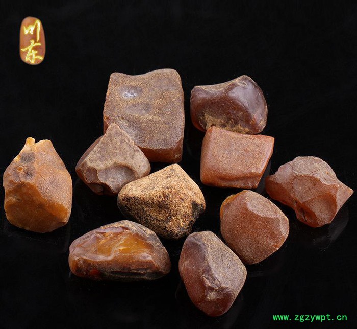 川东中秋放送波罗的海琥珀原石蜜蜡原石雕刻料5-10克A图2