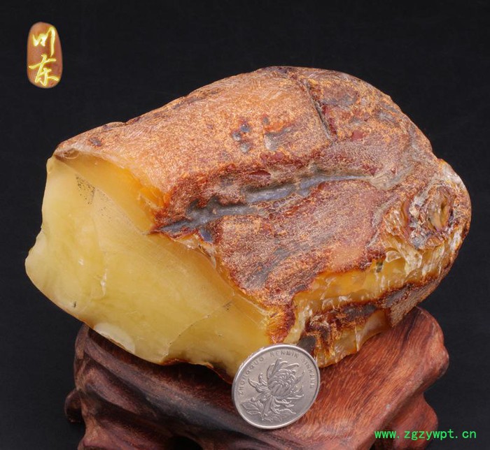 乌克兰琥珀原石雕刻料200一400克 可来料加工定做图2