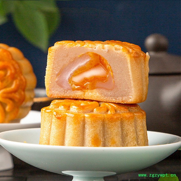 奶黄广式月饼、黑松露蛋黄广式月饼、藤椒牛肉广式月饼、莲蓉麻薯流心广式月饼、鲍鱼麻薯流心广式月饼、香芋麻薯流心广式月饼图7