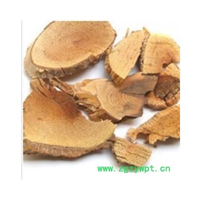 雷公藤 过筛 苞片 大片 又名；黄藤 黄腊藤 菜虫药 红药 水莽草 产地 吉林省