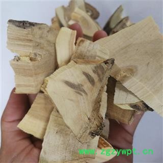 萝芙木 鱼胆木 山辣椒 山马蹄 山胡椒 萝芙藤 火烙木 通骨消 甘榕木 刀伤药 三叉虎 山番椒 红果木 白花丹图4