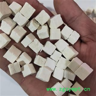 新到出口级别茯苓中心丁。纯干无硫过0.8筛丁型漂亮颜色白。不是特选货不要钱，好货好价格图3