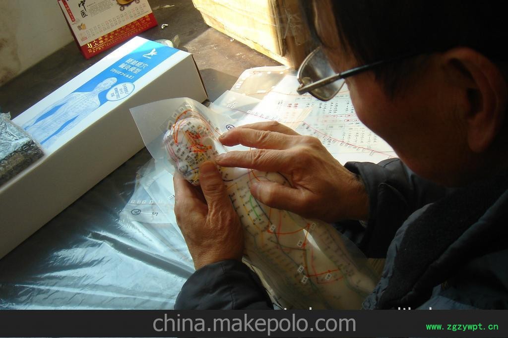 供应55CM男性针灸模型（带肌肉解剖） 针灸模型图3