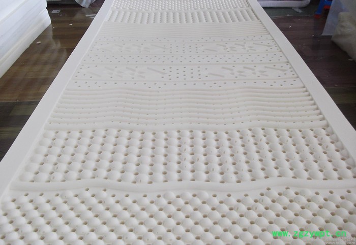 创康**天然进口乳胶/乳胶床垫/护脊椎按摩床垫/豪华七区按摩图2