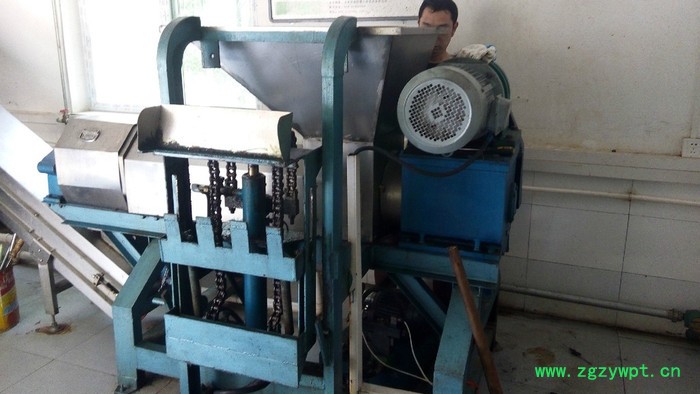供应天众YZJ-200中药渣脱水压榨处理设备图6
