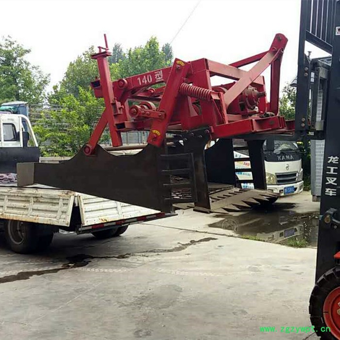 来源桔梗挖药机 中药材丹参药材挖掘机生产厂家 药材挖掘机融兴厂家 根茎作物药材挖掘机经销点图8