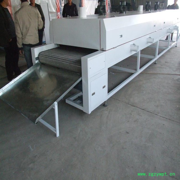 供应定做融威箱式中药材干燥机 沙参干燥机 蔬菜脱水干燥机图6