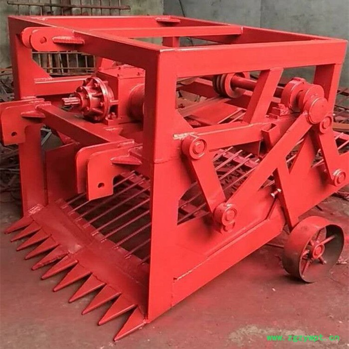 中药材收获机 四轮后置牵引式中药材收获机  皮带传动起药机 晃筛式中药材收获机图7