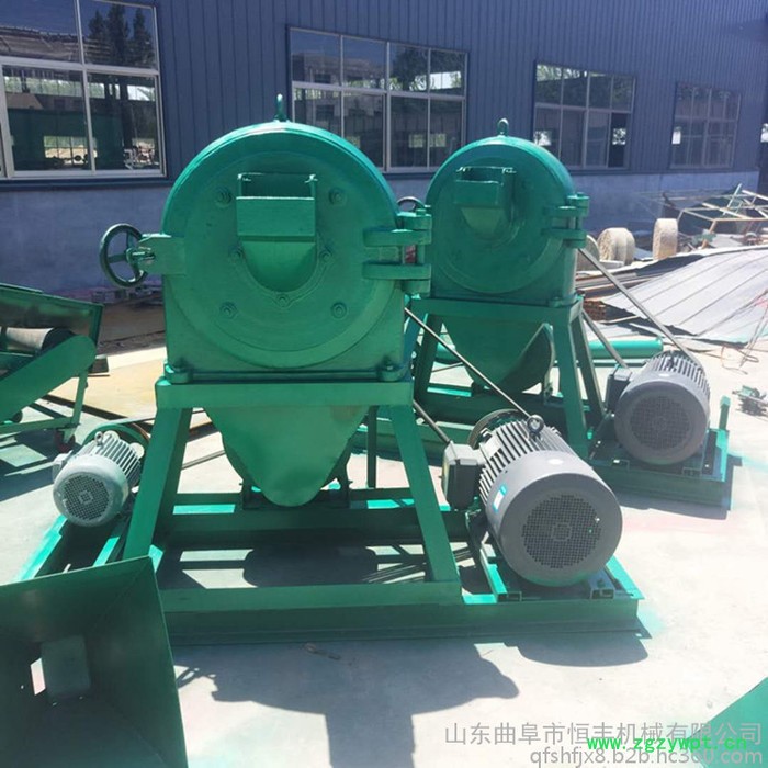 恒丰自吸式齿盘粉碎机 高效玉米 大豆齿爪粉碎机 中药磨粉机图6