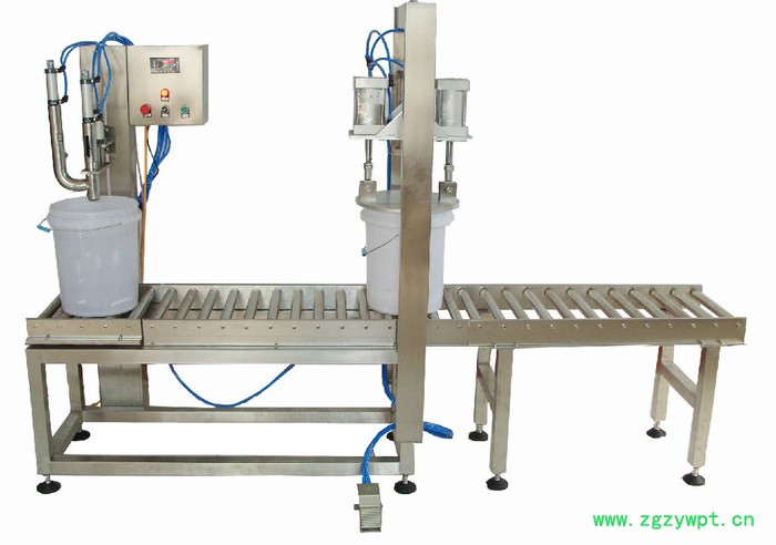 棕榈油单头液体灌装机 大桶水液体灌装机自动称重液体灌装机图6