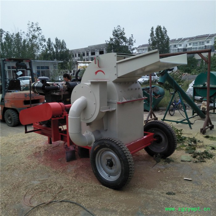 泰丰自动喂料木材削片机 圆木切片粉碎一体机 小型中药材打粉机图5