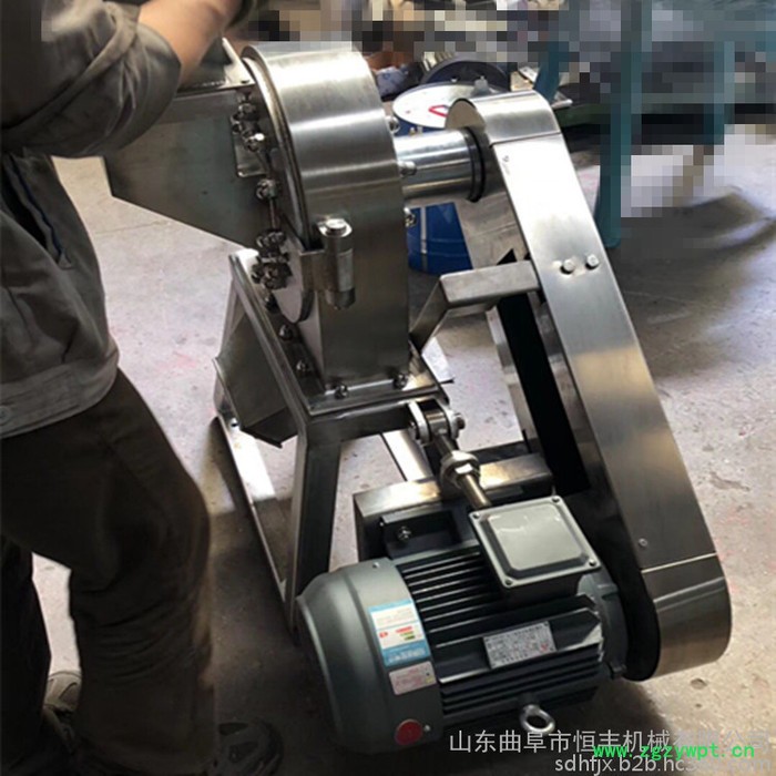 玉米芯磨面机 柴油动力粉碎机 中药颗粒磨粉机图8