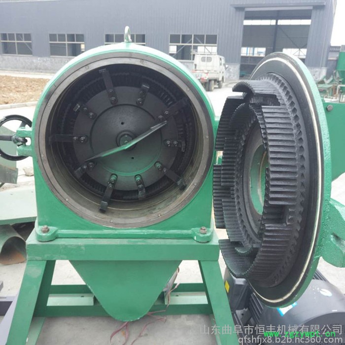 厂家定制直销 中药磨粉机 齿盘粉碎机 小型玉米磨面机图3