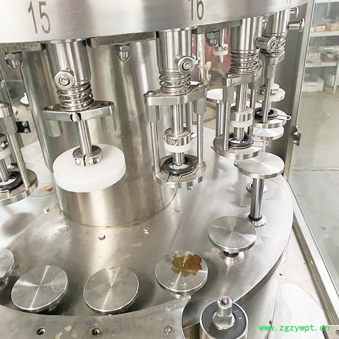 出售红酒灌装机 鲁汇 液体灌装机 高精度液体灌装机械价格图3