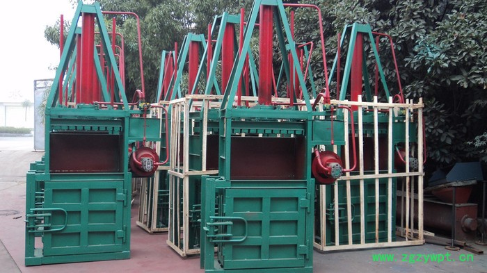 供应中药材打包机 涂料桶压扁机 20吨立式小型废纸打包机批发图6