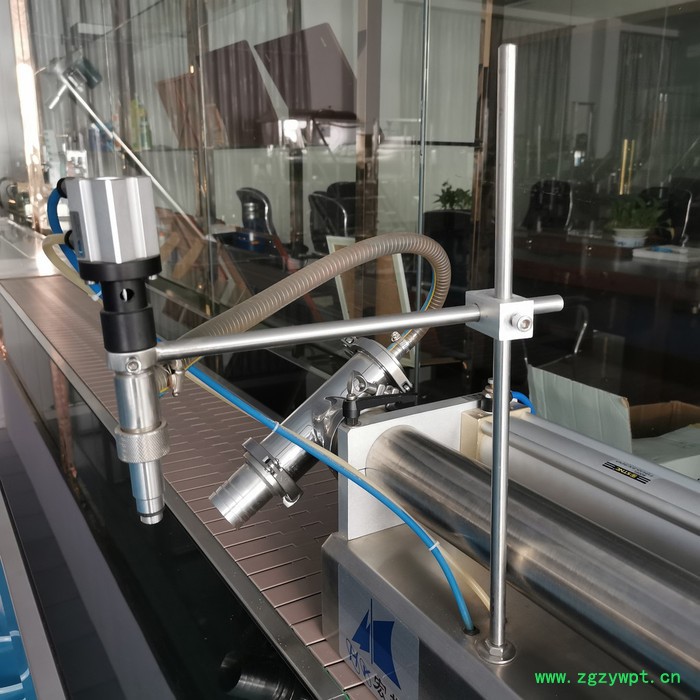 远杨机械 液体肥料灌装机 水溶肥灌装机 定量液体灌装机图5