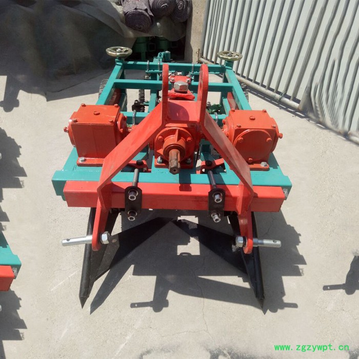 鲜花生收获机 厂家定制各种尺寸花生收获机 中药材收获机图7