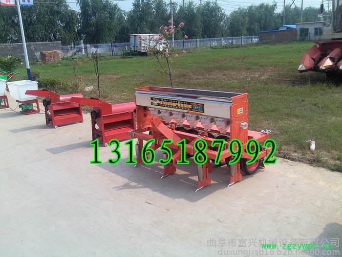 四行小粒种子专用播种机 富兴白菜萝卜播种机 多功能中药材精播机厂家图4