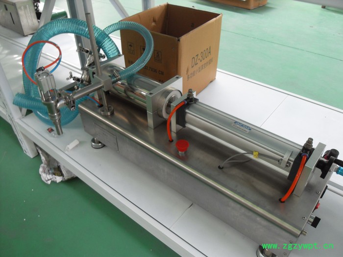 供应液体灌装机、定量灌装机、化妆品乳液灌装机图2