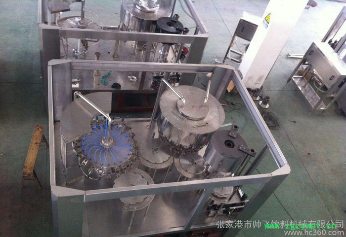 **推荐 液体灌装机 矿泉水三合一灌装机  自动液体灌装机图2
