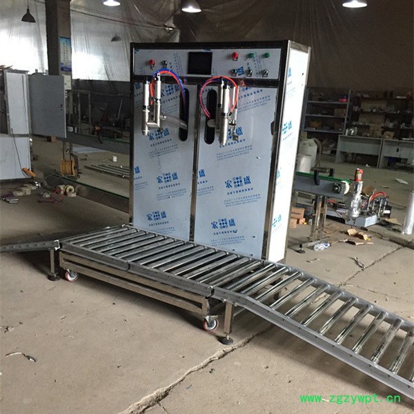 灌装机 液体灌装机 自动定量分装机 电动数控填充机图2