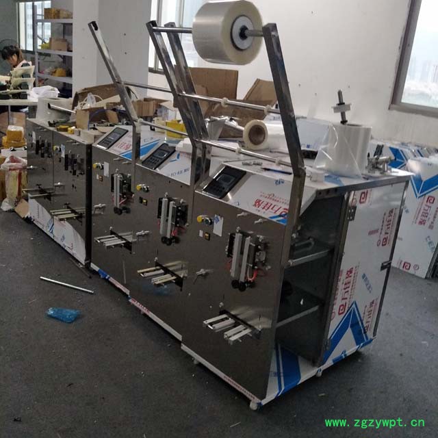 全自动灌装机 液体灌装机 锥形带搅拌小型定量袋泡装辣椒油包装机19图8