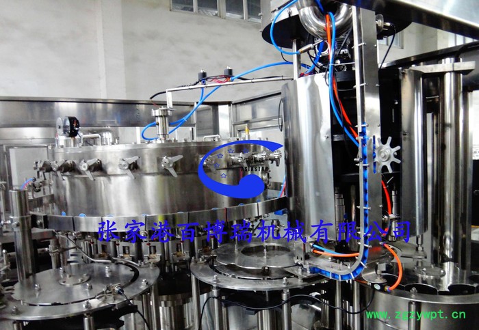 含气饮料热灌装三合一 液体灌装机 灌装机专业直销商 BBR-图3