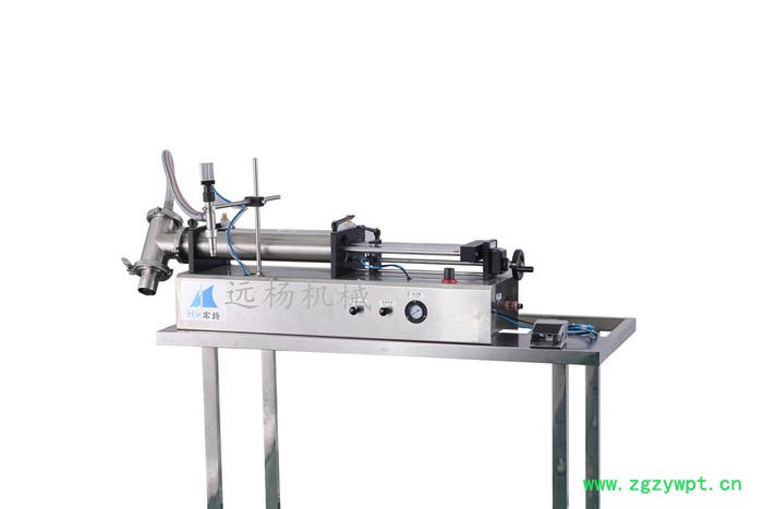 远杨机械半自动卧式液体灌装机洗衣液消毒液白酒饮料小型气动定量灌装图6