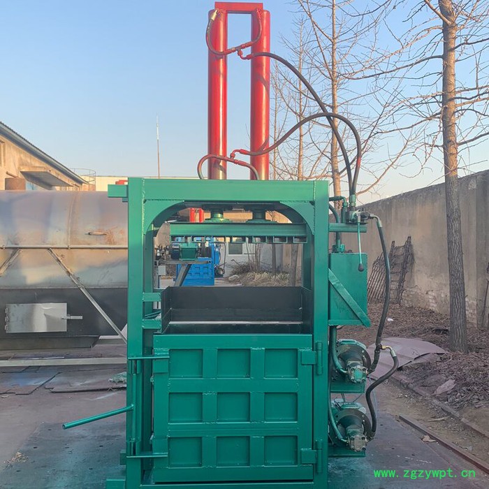 宏博 中药海带打包机 80T双杠立式液压打包机 秸秆打包机图3