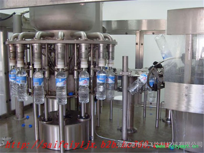 帅飞瓶装水灌装机 瓶装纯净水生产线 全自动液体灌装机图3