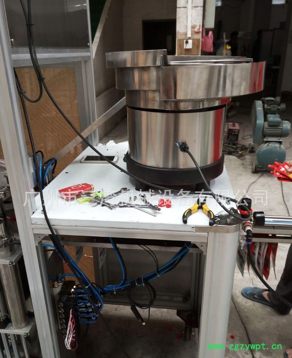 液体袋包装机 自立袋灌装机 小袋液体灌装机图2