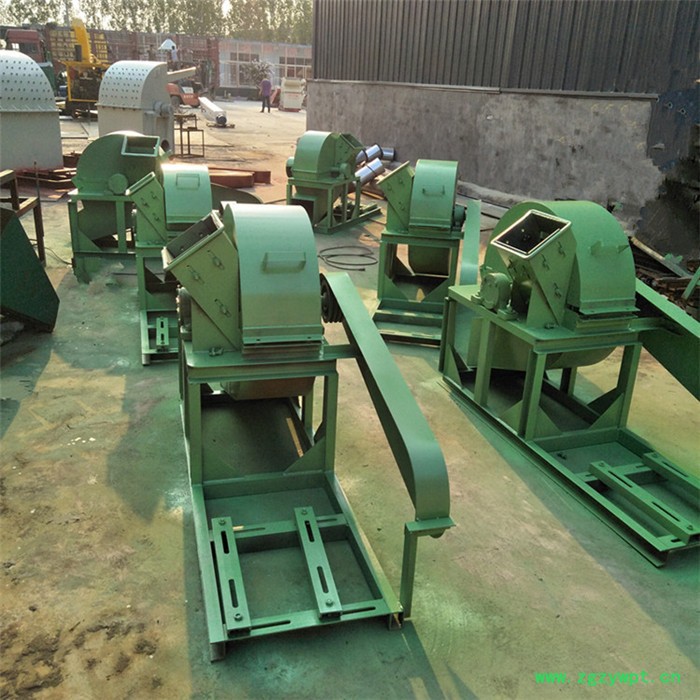 泰丰热卖玉米芯粉碎机 北京移动式木材粉碎机 中药打粉机优惠价图4