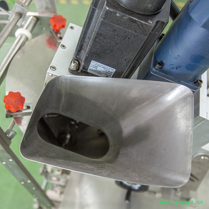 固体饮料包装机 背封圆角袋粉末包装机 高速粉剂包装机 速溶代餐粉末自动灌装机 固体饮料粉圆角袋包装机 圆角背封异型袋图4