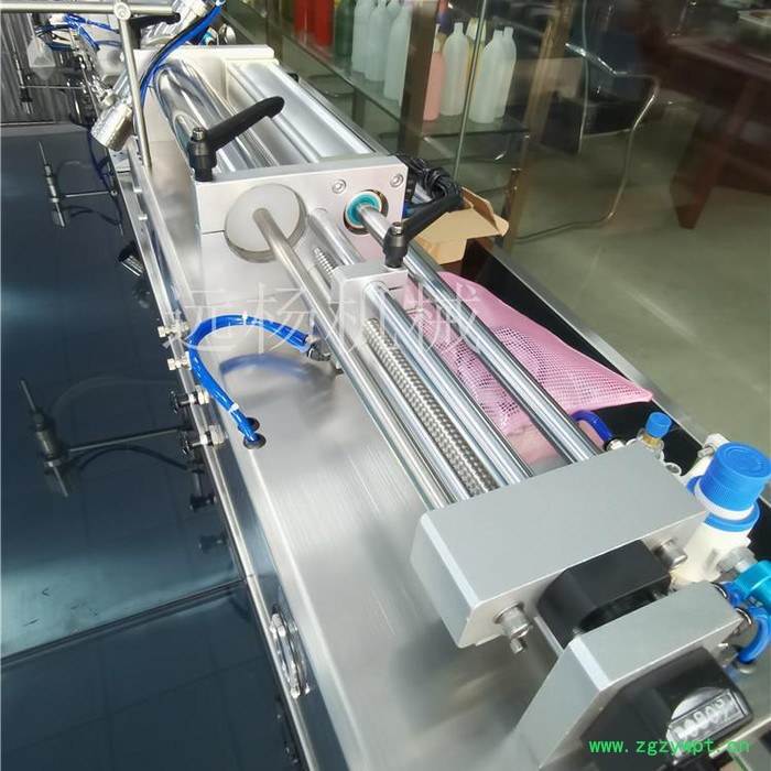 远杨机械半自动定量液体灌装机 纯气动小型口服液瓶装灌装机